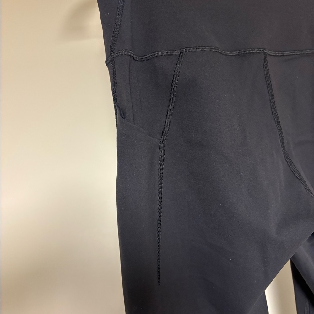 Women's Wunder Train High-Rise Tight with Pockets 25" lululemon size 10 - Picture 4 of 5
